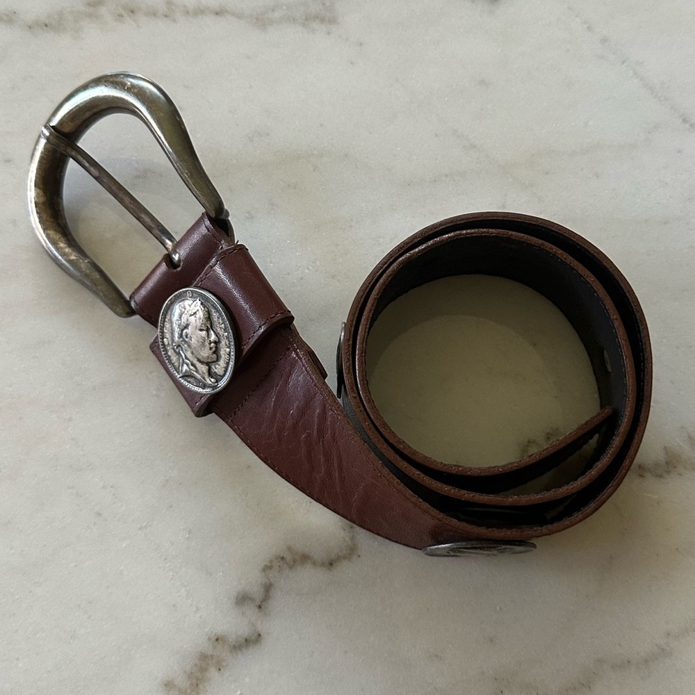 Republique Franchise Genuine Leather Coin Belt With Silver Accents Size S.